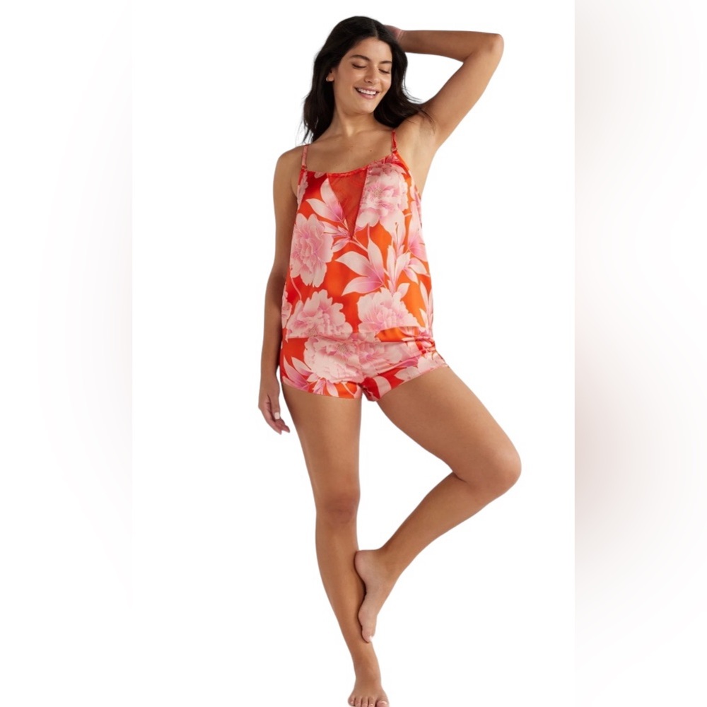 Sofia Vergara Intimates Red Floral Satin Cami and Shorts Sleep Lounge Set Small